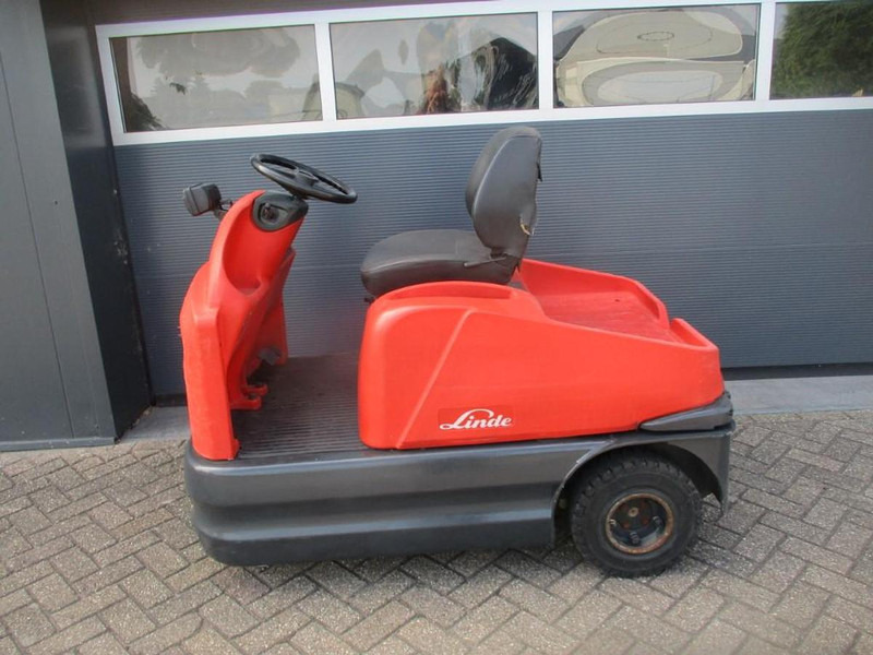 Linde P 60 - Traktor derek: gambar 1 Linde P 60 - Traktor derek: gambar 1