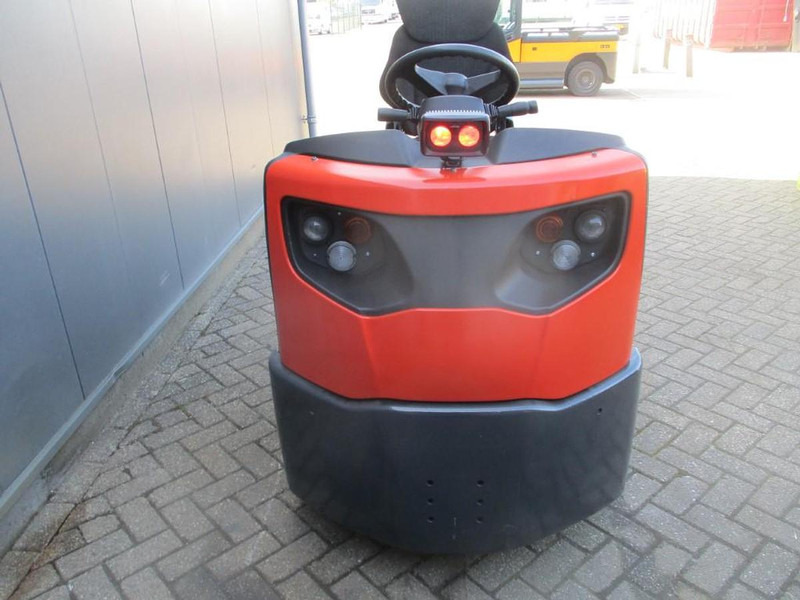Linde P 60 - Traktor derek: gambar 5 Linde P 60 - Traktor derek: gambar 5