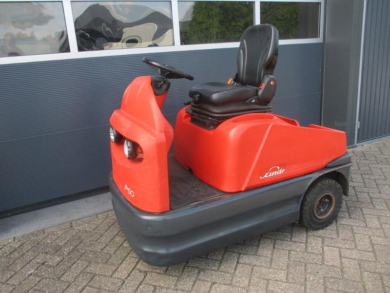 Linde P 60 - Traktor derek: gambar 2 Linde P 60 - Traktor derek: gambar 2