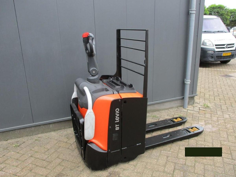 Toyota LPE200 - Truk pallet: gambar 2 Toyota LPE200 - Truk pallet: gambar 2