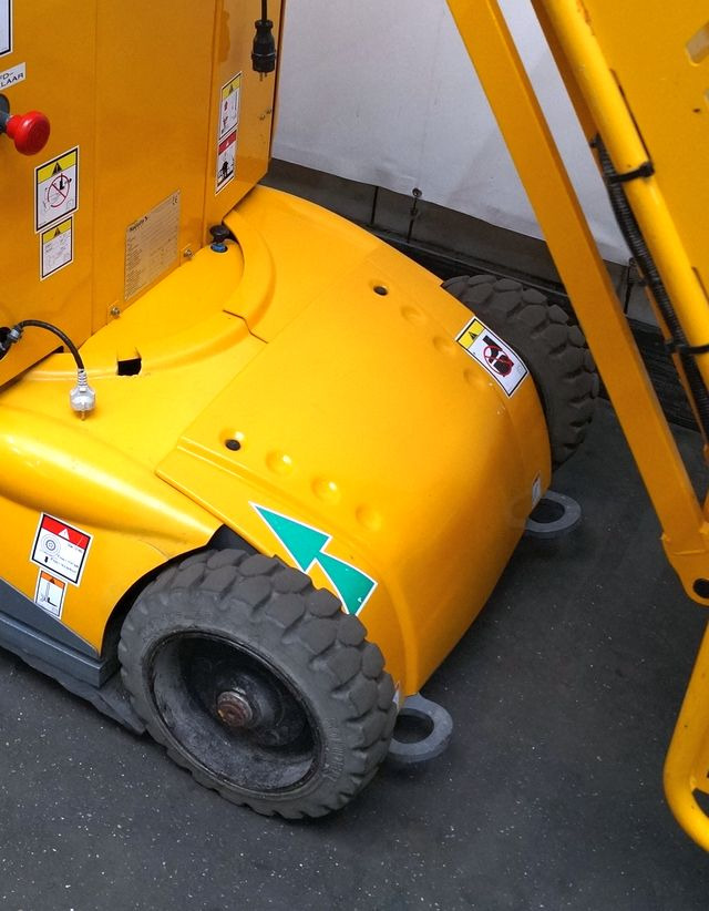 Haulotte Star 10-1 - Lift tiang vertikal: gambar 4 Haulotte Star 10-1 - Lift tiang vertikal: gambar 4