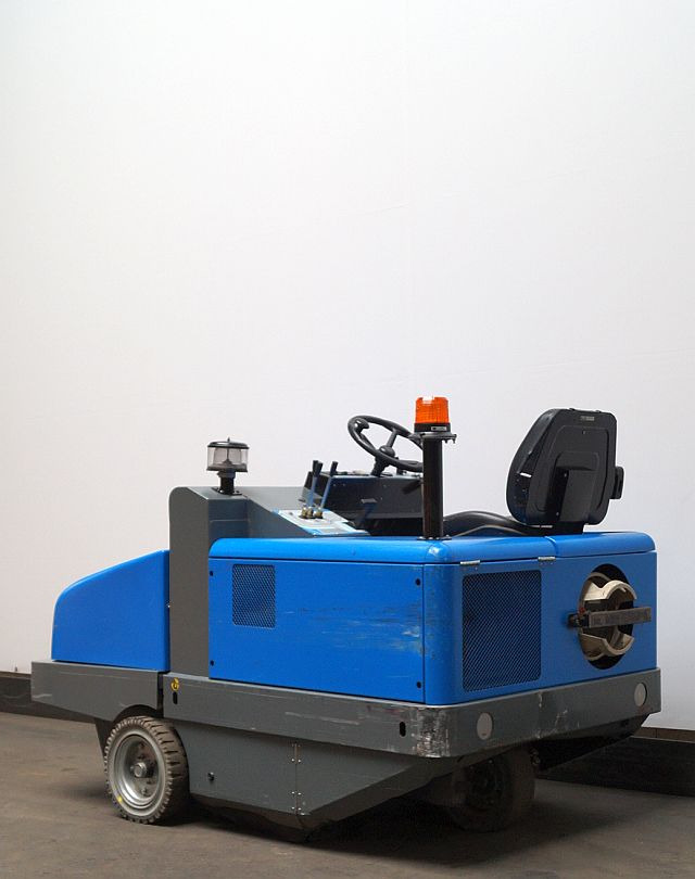 Isal PB155 LPG - Penyapu industri: gambar 2 Isal PB155 LPG - Penyapu industri: gambar 2