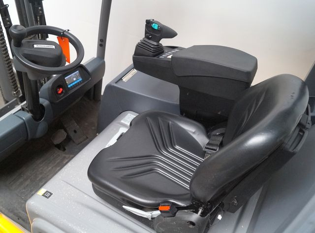 Jungheinrich EFG216k - Forklift listrik: gambar 3 Jungheinrich EFG216k - Forklift listrik: gambar 3