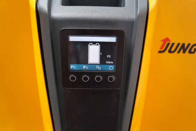 Jungheinrich EJD118 - Penumpuk: gambar 4 Jungheinrich EJD118 - Penumpuk: gambar 4