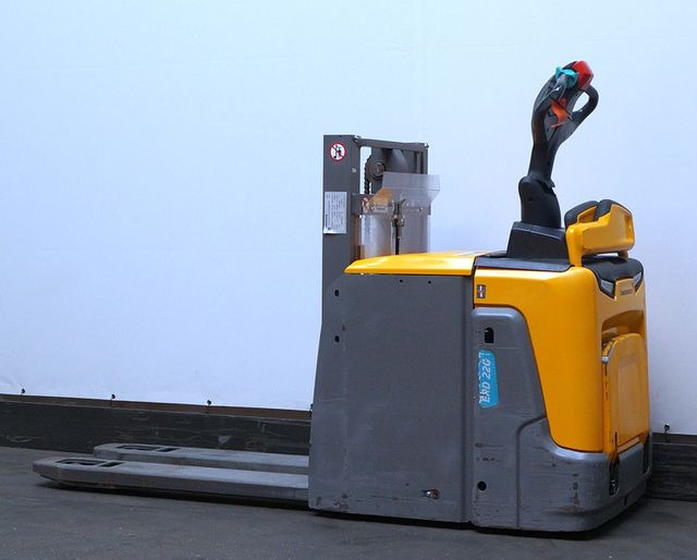 Jungheinrich ERD220 - Penumpuk: gambar 2 Jungheinrich ERD220 - Penumpuk: gambar 2