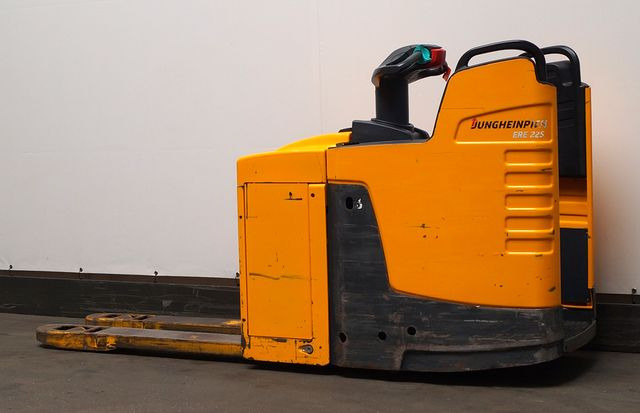 Jungheinrich ERE225 - Truk pallet: gambar 2 Jungheinrich ERE225 - Truk pallet: gambar 2