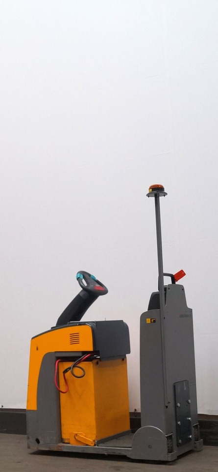 Jungheinrich EZS130 - Traktor derek: gambar 2 Jungheinrich EZS130 - Traktor derek: gambar 2