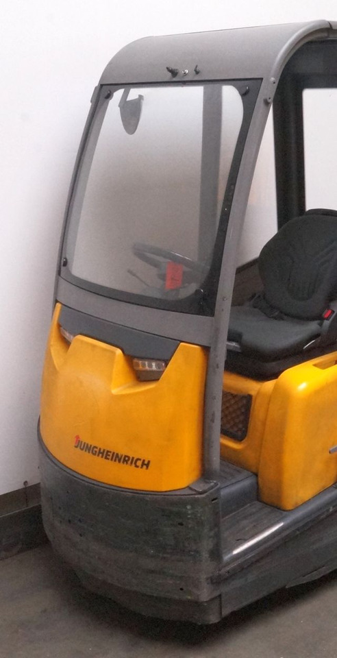 Jungheinrich EZS570 - Traktor derek: gambar 3 Jungheinrich EZS570 - Traktor derek: gambar 3