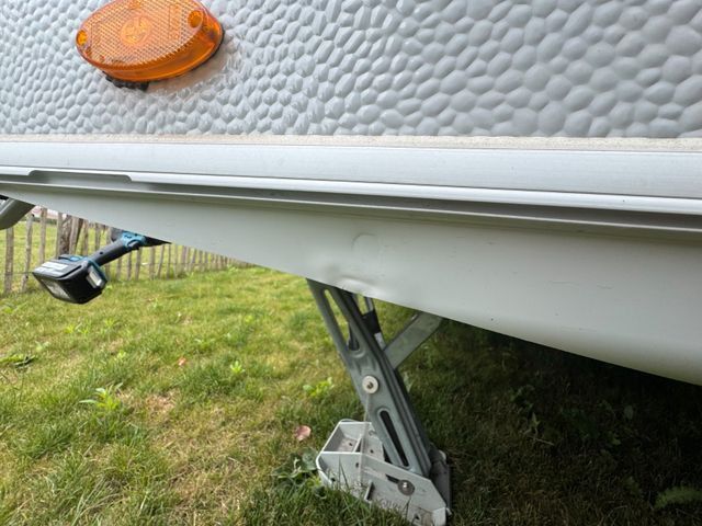 Bürstner Averso Plus 500 TS*Mover*Radträger*EX-Miete* - Karavan: gambar 5 Bürstner Averso Plus 500 TS*Mover*Radträger*EX-Miete* - Karavan: gambar 5