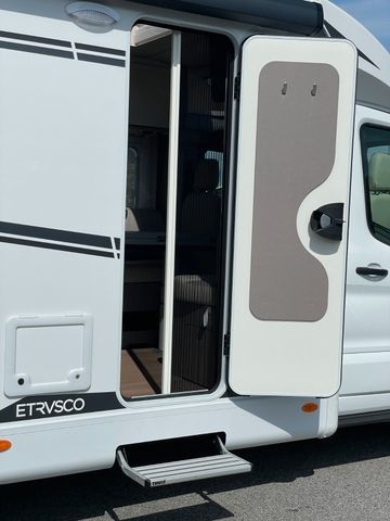 Etrusco V 6.8 SCF *Sonderedition Dümo/Freistaat* - Mobil rumah semi-terintegrasi: gambar 4 Etrusco V 6.8 SCF *Sonderedition Dümo/Freistaat* - Mobil rumah semi-terintegrasi: gambar 4