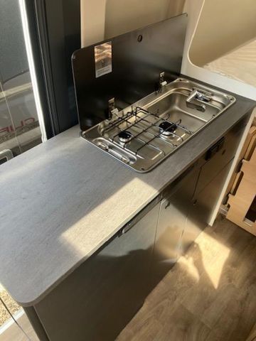 Sunlight Cliff 640 Peugeot - Mobil kemping: gambar 5 Sunlight Cliff 640 Peugeot - Mobil kemping: gambar 5