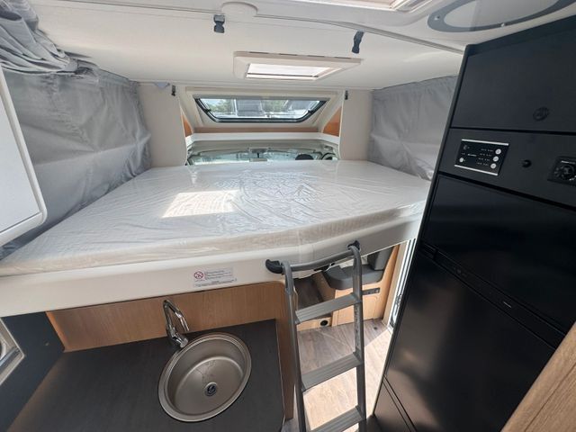 Mobil rumah semi-terintegrasi Sunlight * T 68 *Automatik**Hubbett**schwarz*: gambar 24 Mobil rumah semi-terintegrasi Sunlight * T 68 *Automatik**Hubbett**schwarz*: gambar 24