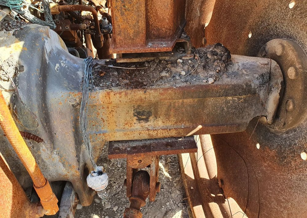 Claas Ares Renault 556 wał blok silnik głowica most zwolnica skrzynia - Gearbox untuk Peralatan pertanian: gambar 5 Claas Ares Renault 556 wał blok silnik głowica most zwolnica skrzynia - Gearbox untuk Peralatan pertanian: gambar 5