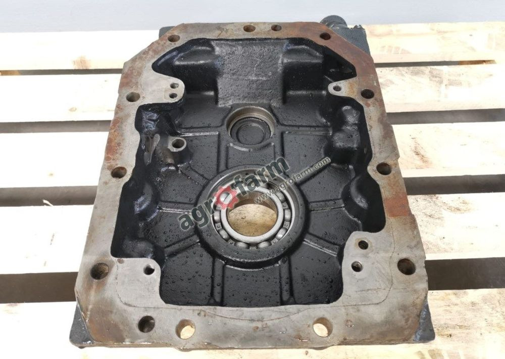 Obudowa WOM New Holland T6070, T7.170, TS130A - Gearbox: gambar 2 Obudowa WOM New Holland T6070, T7.170, TS130A - Gearbox: gambar 2