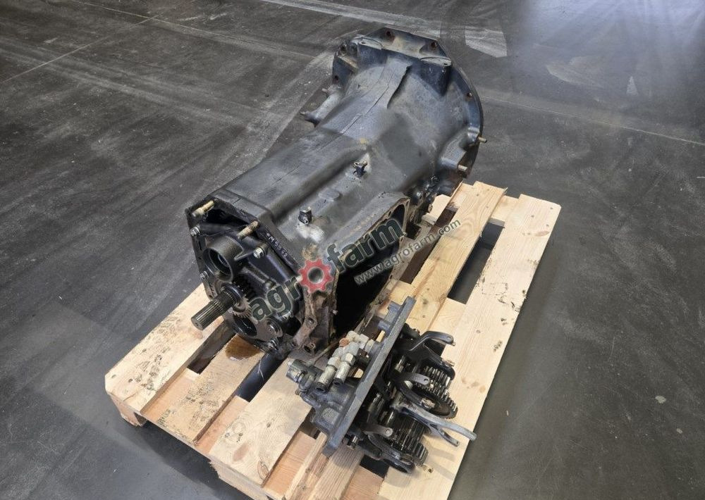 Skrzynia biegów Kubota M9540 - Gearbox: gambar 1 Skrzynia biegów Kubota M9540 - Gearbox: gambar 1
