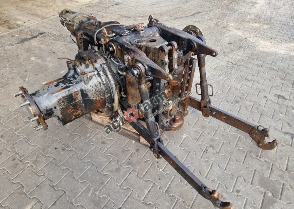 Skrzynia biegów, most tylny Valtra T173 - Gearbox: gambar 1 Skrzynia biegów, most tylny Valtra T173 - Gearbox: gambar 1