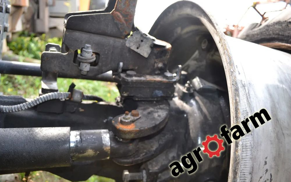 Same Silver 110 90 skrzynia piasta silnik zwrotnica most blok wał zawór - Suku cadang untuk Peralatan pertanian: gambar 4 Same Silver 110 90 skrzynia piasta silnik zwrotnica most blok wał zawór - Suku cadang untuk Peralatan pertanian: gambar 4