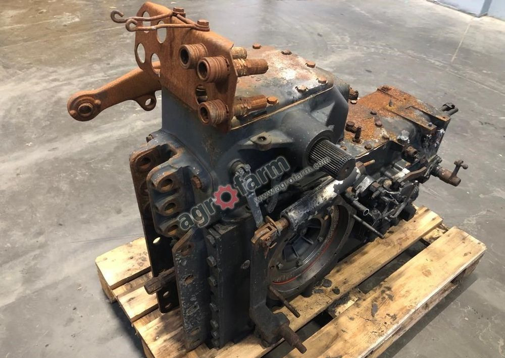 Tylny most Lamborghini 774-80 44531100 - Gearbox: gambar 4 Tylny most Lamborghini 774-80 44531100 - Gearbox: gambar 4