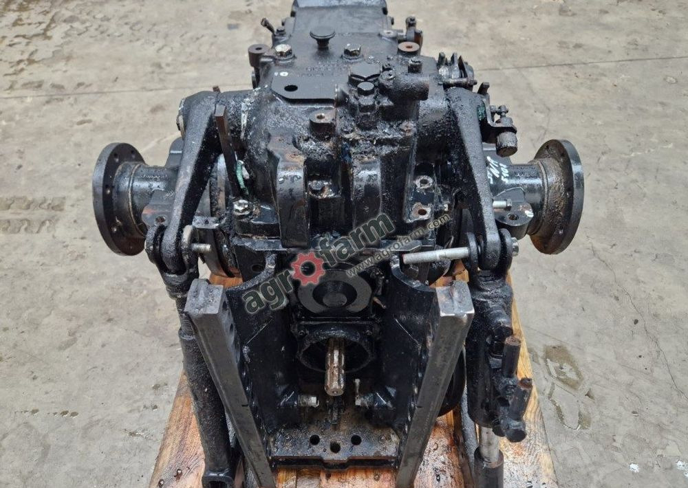 Tylny most New Holland T4.90N 87559163 - Gearbox: gambar 3 Tylny most New Holland T4.90N 87559163 - Gearbox: gambar 3