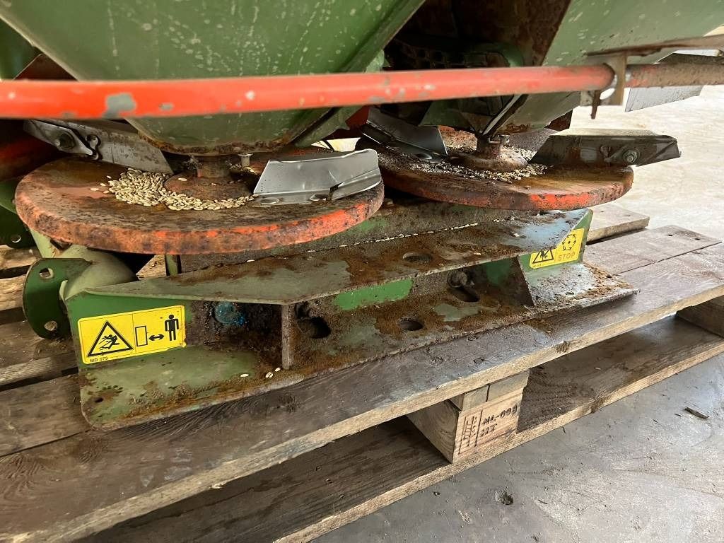 Amazone ZA-F 804 R kunstmest strooier - Penyebar pupuk: gambar 5 Amazone ZA-F 804 R kunstmest strooier - Penyebar pupuk: gambar 5