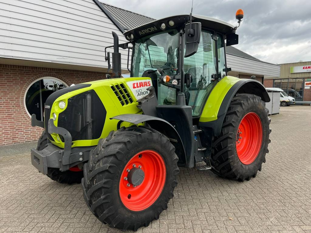 Claas Arion 510 CIS - Traktor: gambar 1 Claas Arion 510 CIS - Traktor: gambar 1