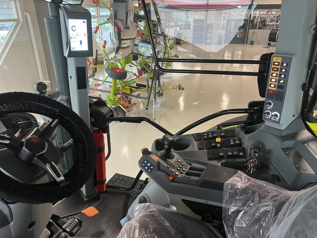 Claas Arion 530 - Traktor: gambar 4 Claas Arion 530 - Traktor: gambar 4