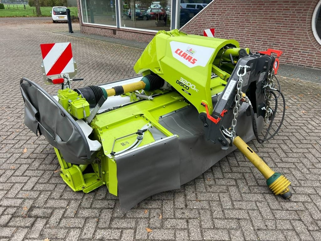 Claas Disco 3200 FC Move  - Mesin pemotong padang rumput: gambar 2 Claas Disco 3200 FC Move  - Mesin pemotong padang rumput: gambar 2