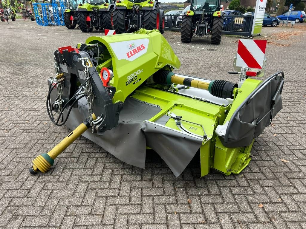 Claas Disco 3200 FC Move  - Mesin pemotong padang rumput: gambar 3 Claas Disco 3200 FC Move  - Mesin pemotong padang rumput: gambar 3