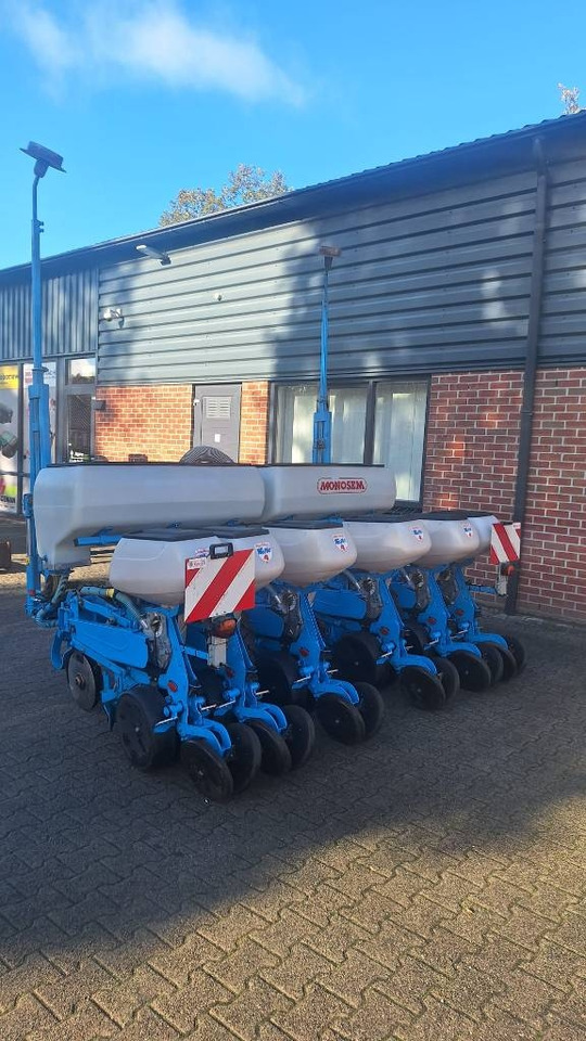 Monosem NG PLUS 6 - Penabur presisi: gambar 1 Monosem NG PLUS 6 - Penabur presisi: gambar 1