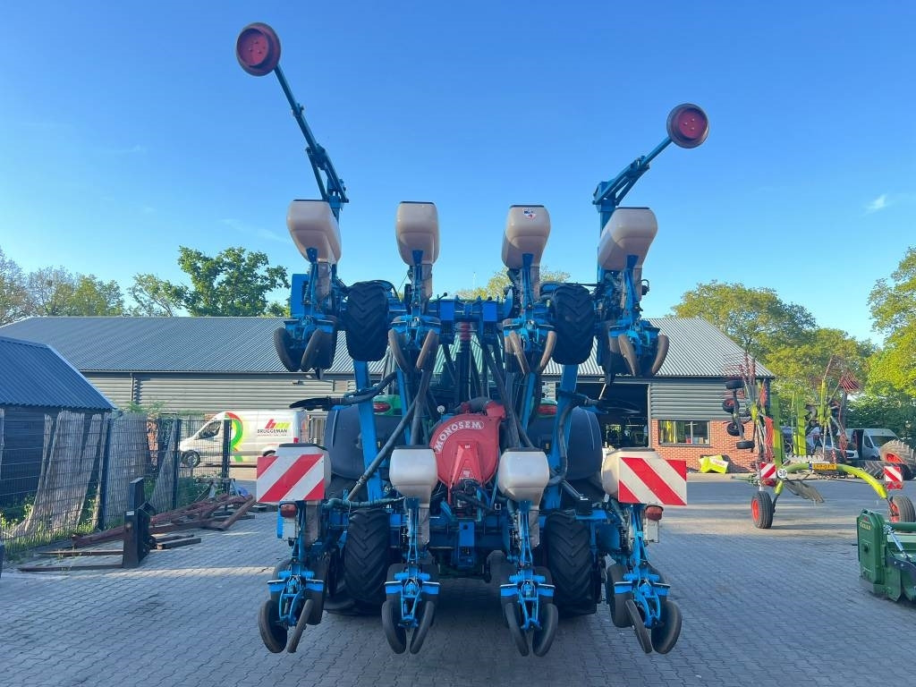 Monosem NG PLUS 8 - Penabur presisi: gambar 2 Monosem NG PLUS 8 - Penabur presisi: gambar 2