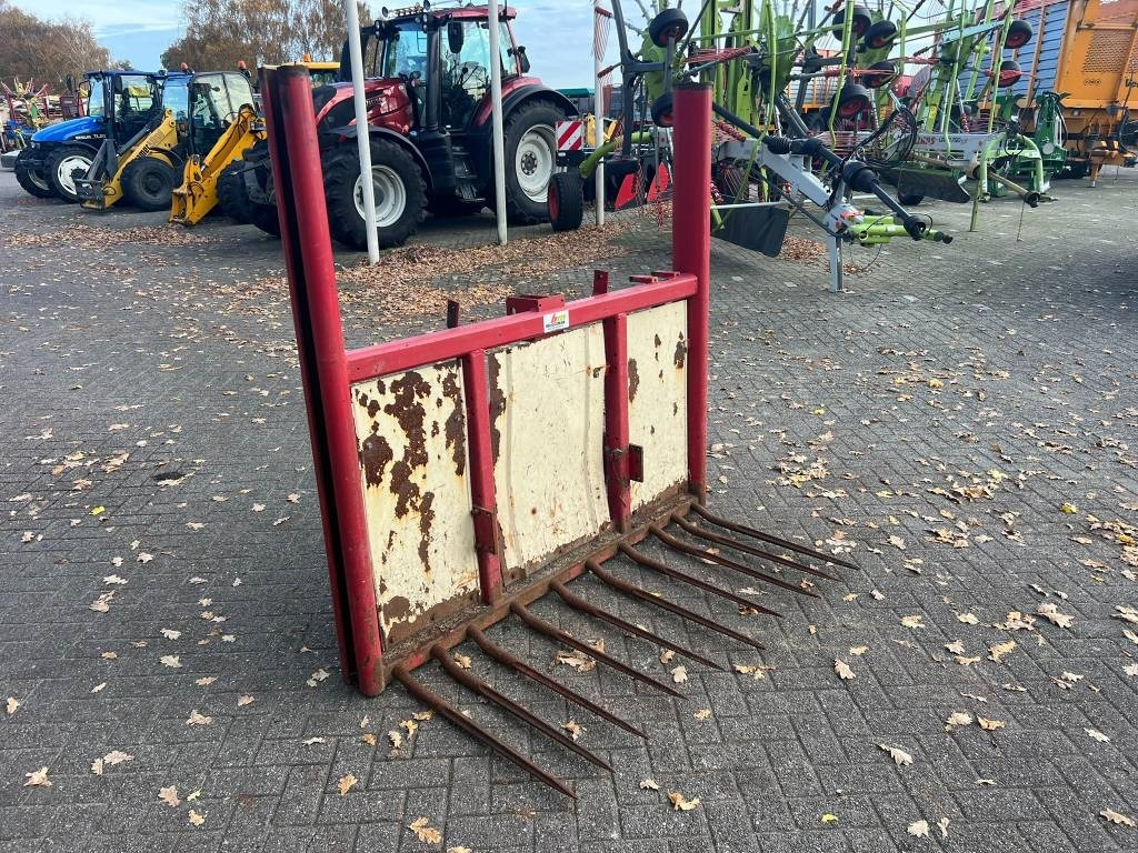 Trioliet Stro/gras vork - Peralatan ternak: gambar 4 Trioliet Stro/gras vork - Peralatan ternak: gambar 4