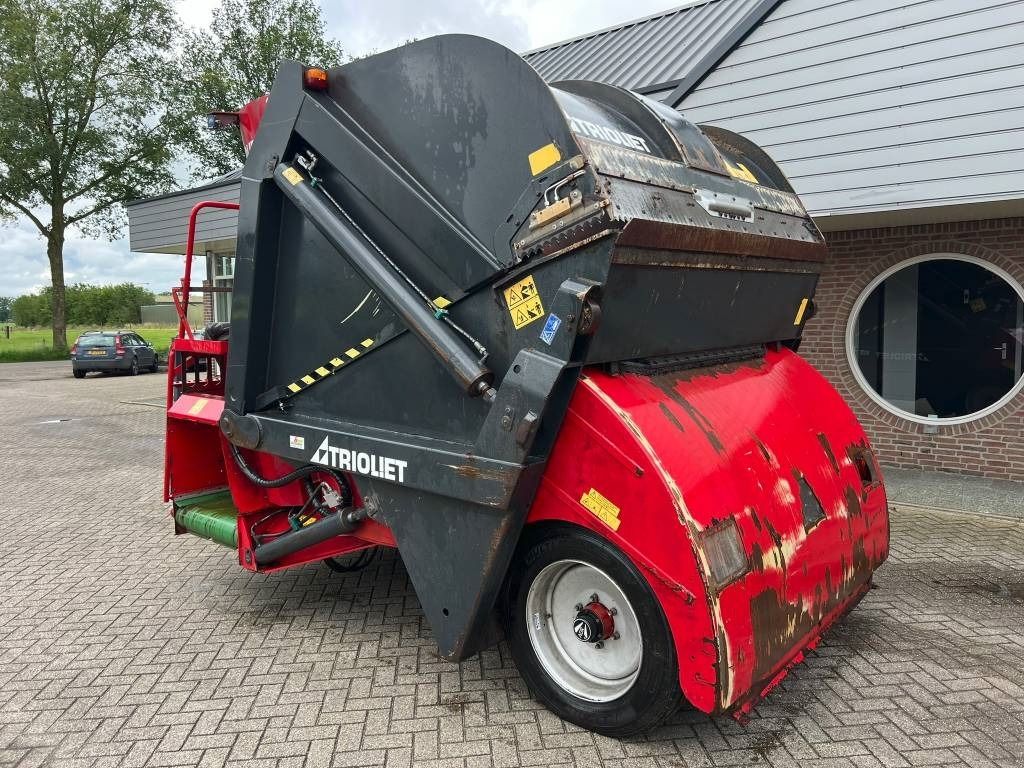 Trioliet TRIOMIX 1-1200 - Mixer-pengumpan: gambar 3 Trioliet TRIOMIX 1-1200 - Mixer-pengumpan: gambar 3