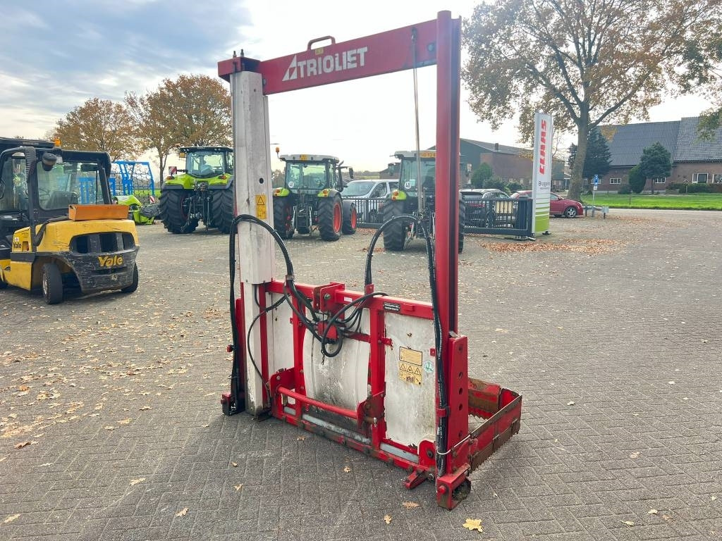 Trioliet TU 170 kuilvoersnijder - Peralatan ternak: gambar 3 Trioliet TU 170 kuilvoersnijder - Peralatan ternak: gambar 3