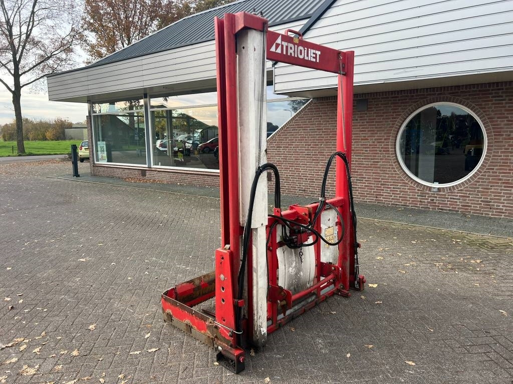 Trioliet TU 170 kuilvoersnijder - Peralatan ternak: gambar 2 Trioliet TU 170 kuilvoersnijder - Peralatan ternak: gambar 2