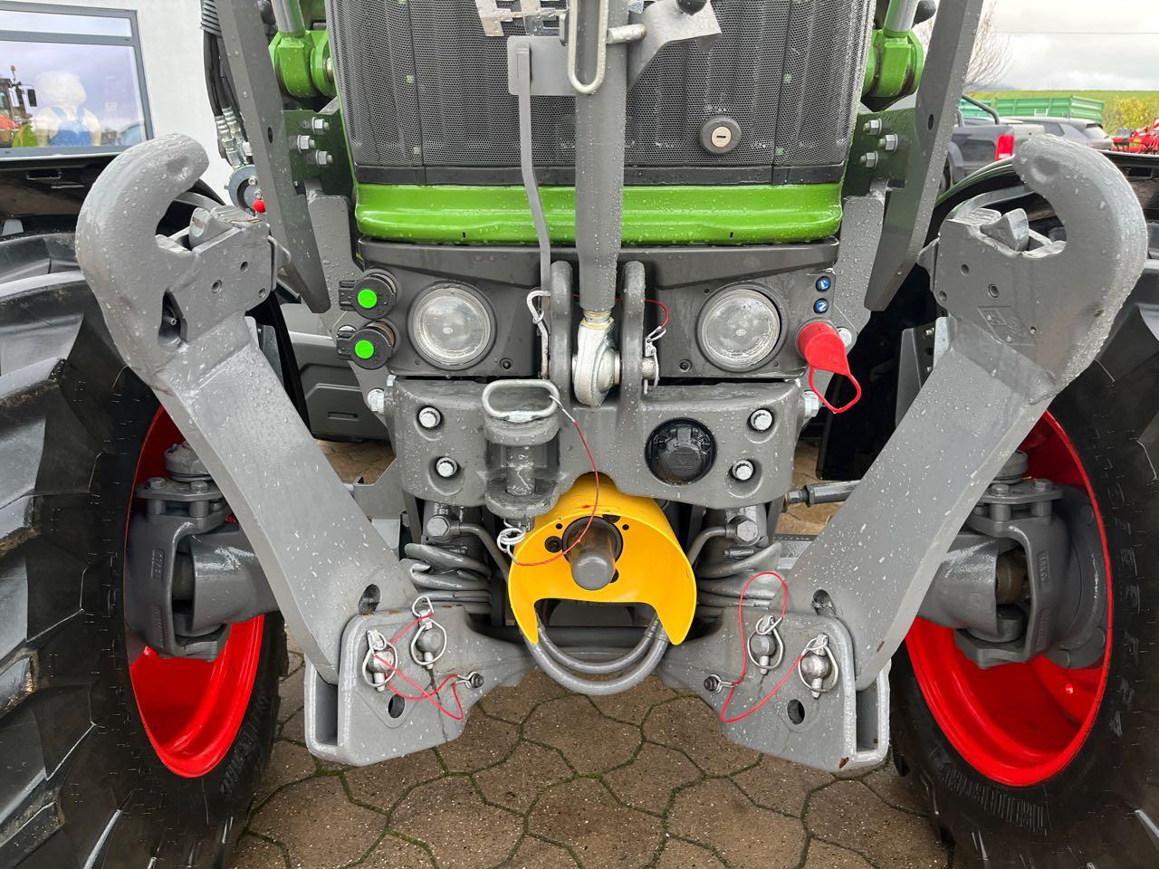 Fendt 209 Vario ProfiPlus - Traktor: gambar 4 Fendt 209 Vario ProfiPlus - Traktor: gambar 4