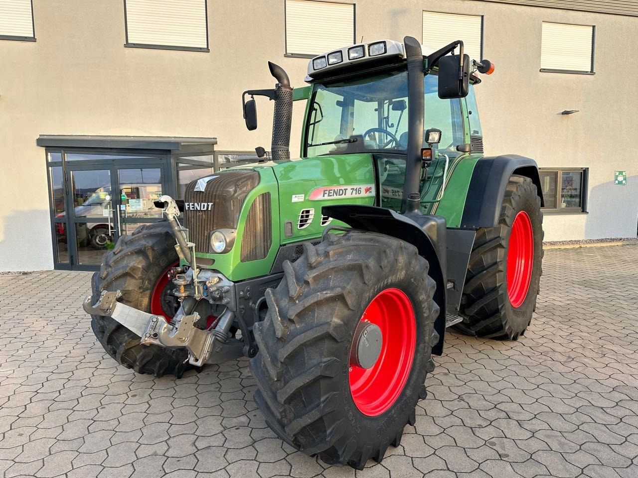 Fendt 716 Vario TMS - Traktor: gambar 2 Fendt 716 Vario TMS - Traktor: gambar 2
