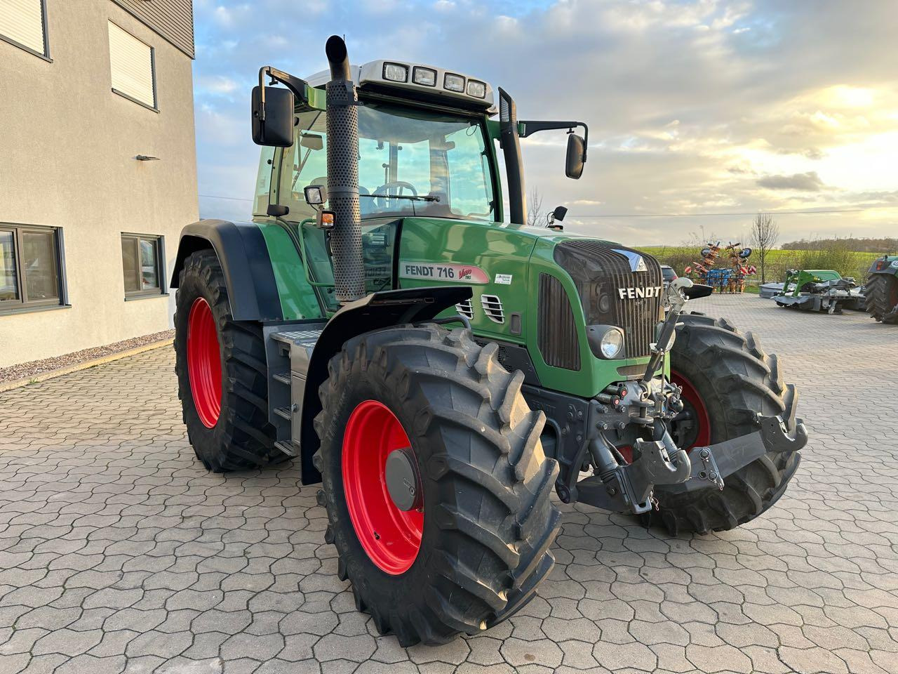 Fendt 716 Vario TMS - Traktor: gambar 4 Fendt 716 Vario TMS - Traktor: gambar 4