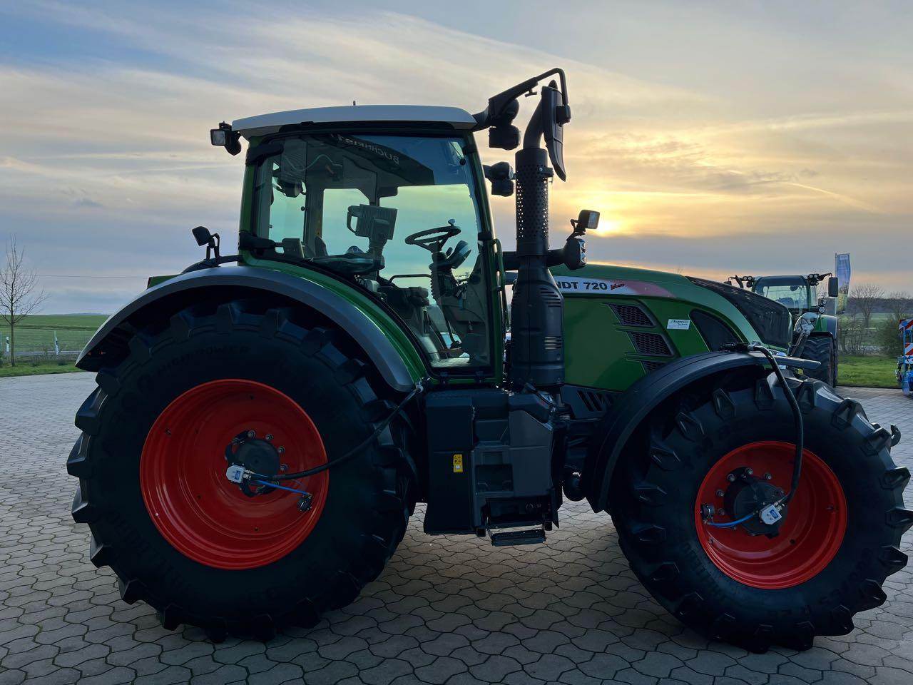 Fendt Fendt 720 Vario S4 ProfiPlus - Traktor: gambar 4 Fendt Fendt 720 Vario S4 ProfiPlus - Traktor: gambar 4