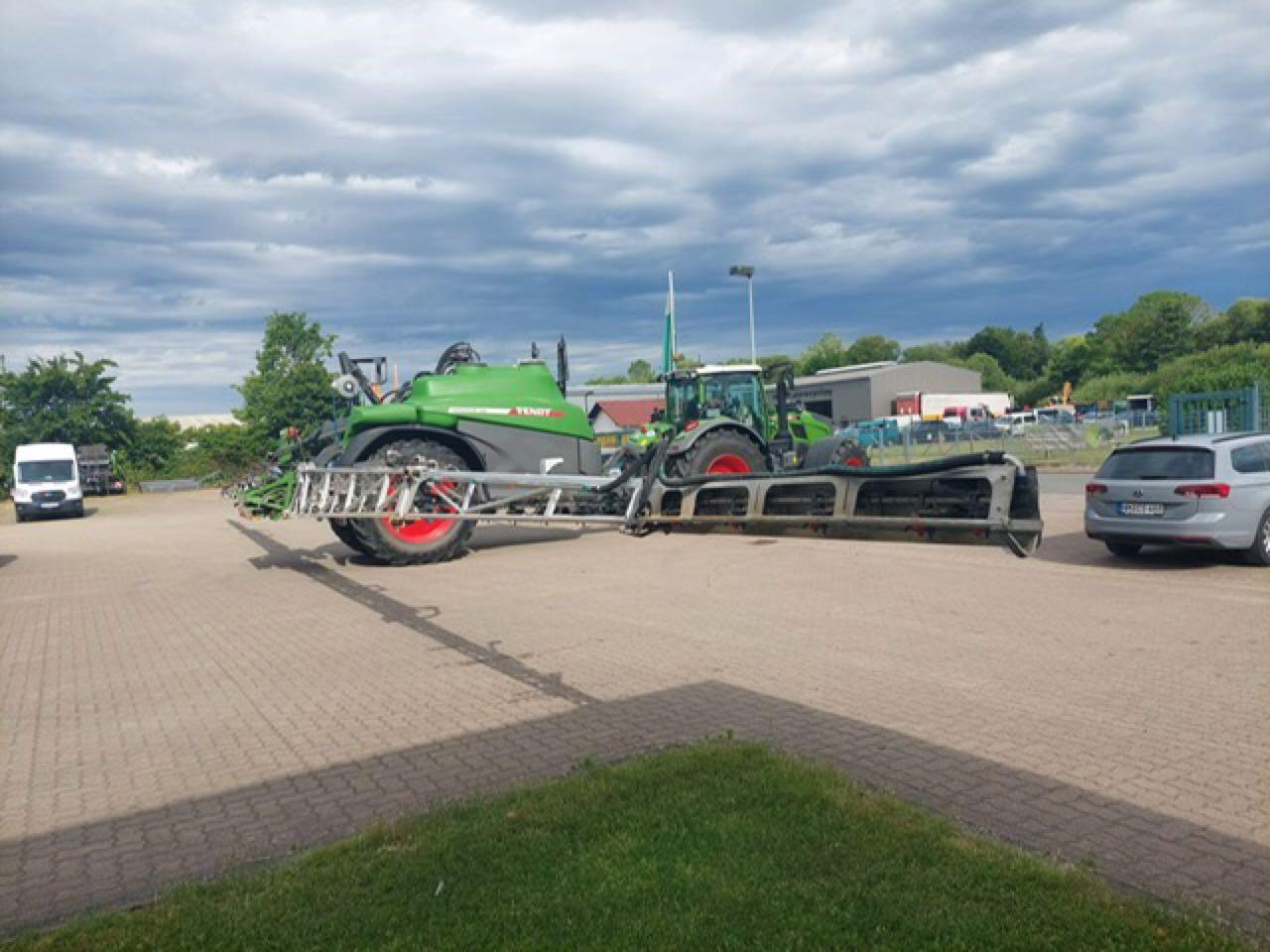 Penyemprot tertinggal Fendt Rogator 366: gambar 9