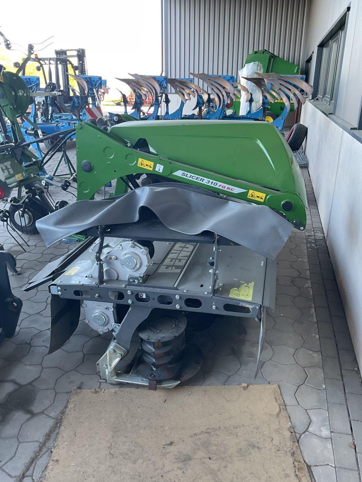 Fendt Slicer 310 FQ KC - Mesin pemotong padang rumput: gambar 1 Fendt Slicer 310 FQ KC - Mesin pemotong padang rumput: gambar 1