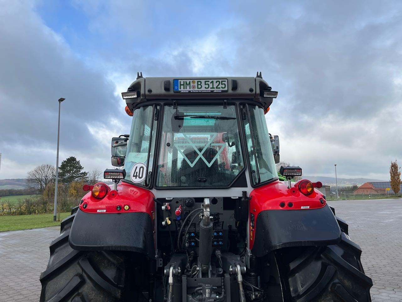 Massey Ferguson 5S. 125 Dyna-6 - Traktor: gambar 5 Massey Ferguson 5S. 125 Dyna-6 - Traktor: gambar 5