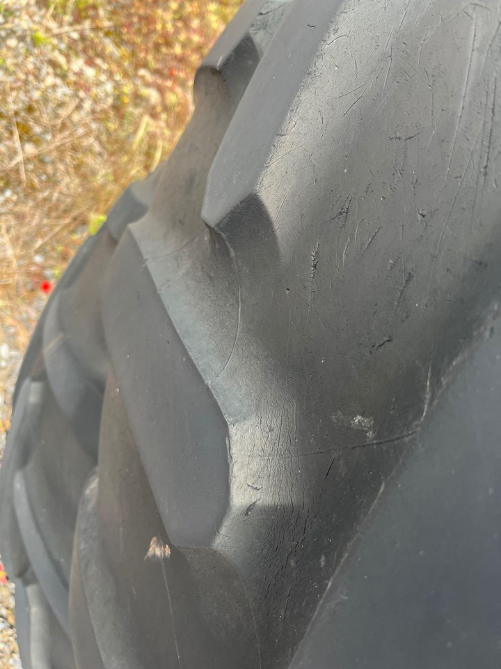 Michelin 710/70R38 - Ban: gambar 1 Michelin 710/70R38 - Ban: gambar 1