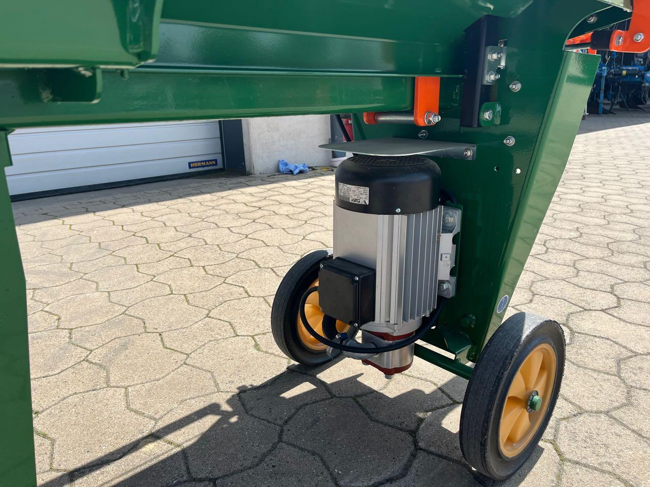Posch Oscar E5, 5-400V-R-540N-L Turbo - Log splitter: gambar 4 Posch Oscar E5, 5-400V-R-540N-L Turbo - Log splitter: gambar 4