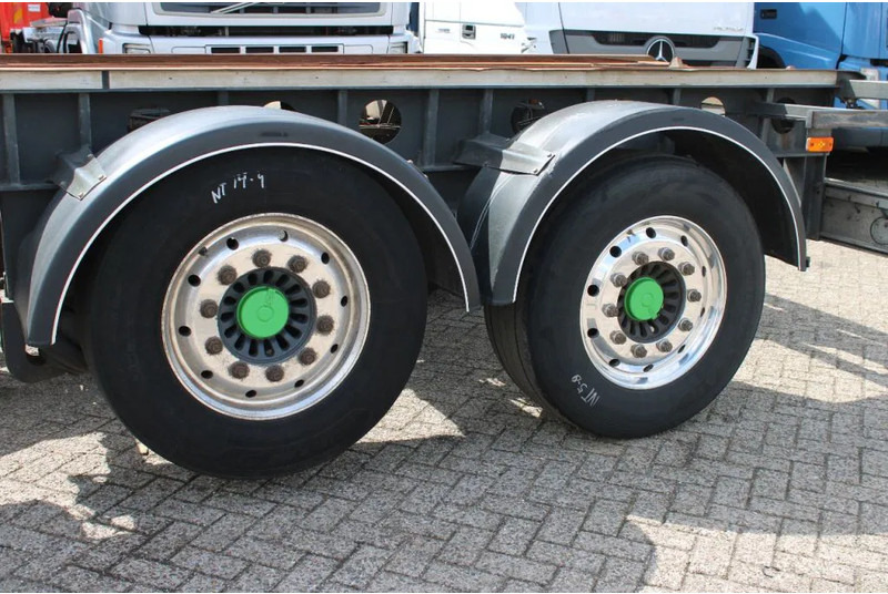 Burg 3x SAF - Trailer pengangkut mobil: gambar 2 Burg 3x SAF - Trailer pengangkut mobil: gambar 2