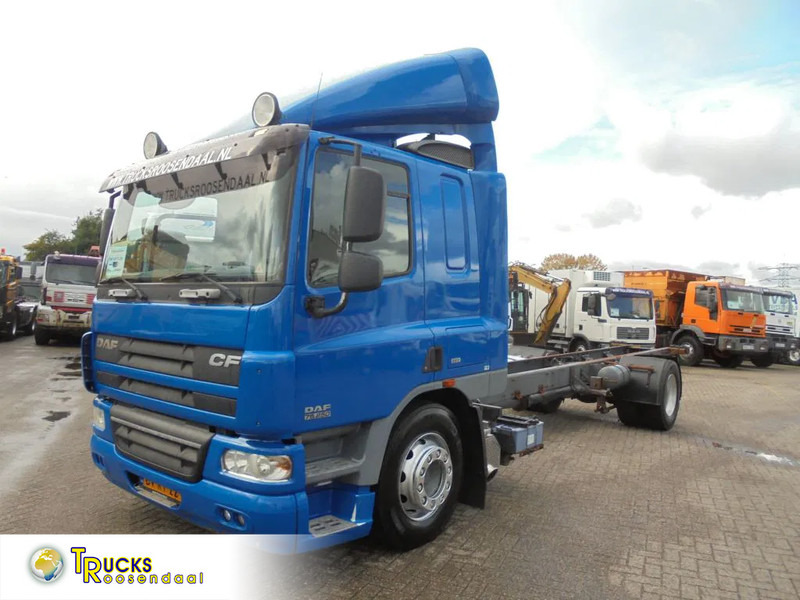 DAF CF 75.250 + Euro 5 - Truk sasis: gambar 1 DAF CF 75.250 + Euro 5 - Truk sasis: gambar 1