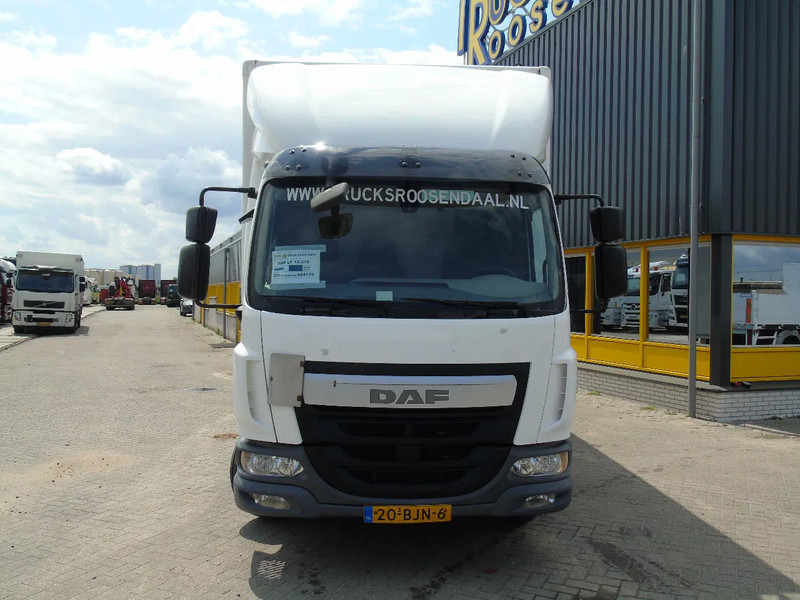 DAF LF 210 + euro 6 + lift + 3P - Truk box: gambar 3 DAF LF 210 + euro 6 + lift + 3P - Truk box: gambar 3