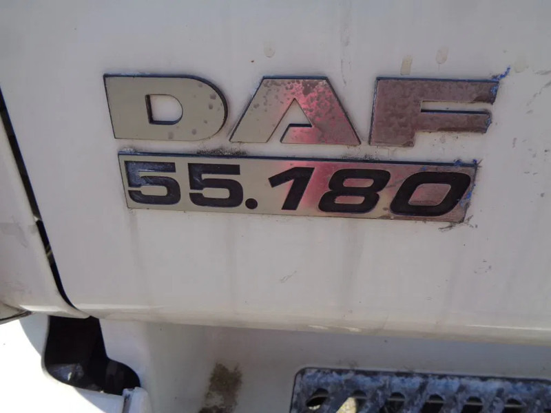 DAF LF55.180 + MANUAL + LIFT - Truk dengan terpal samping: gambar 4 DAF LF55.180 + MANUAL + LIFT - Truk dengan terpal samping: gambar 4