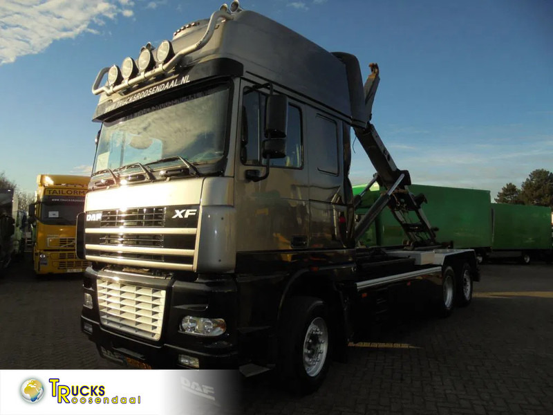 DAF XF 105.480 + 6X2 + Discounted from 16.950,- - Hook lift: gambar 1 DAF XF 105.480 + 6X2 + Discounted from 16.950,- - Hook lift: gambar 1