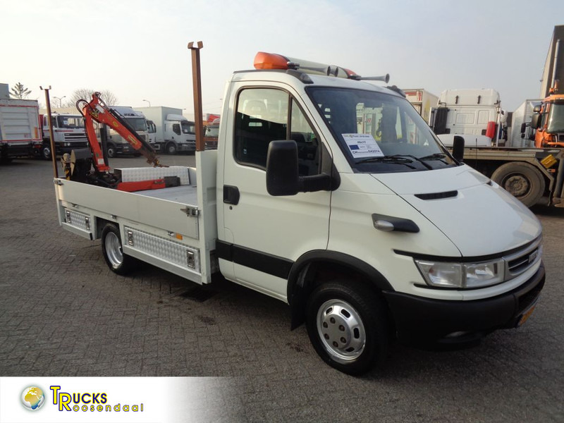 Iveco Daily reserved !!! 40C17 + Manual - Van flatbed: gambar 1 Iveco Daily reserved !!! 40C17 + Manual - Van flatbed: gambar 1