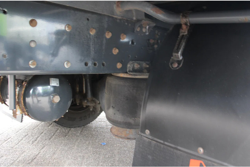 Truk box Iveco Eurocargo 120E18 + LIFT + EURO 6 + 10 PIECES IN STOCK: gambar 17